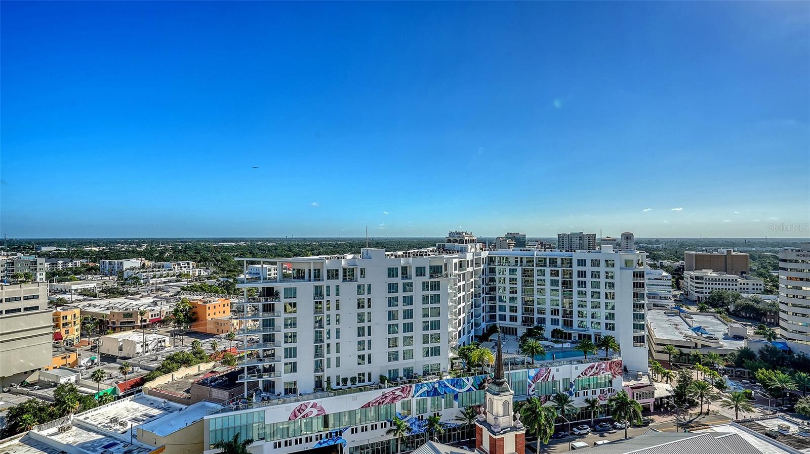 THE DEMARCAY - Residential