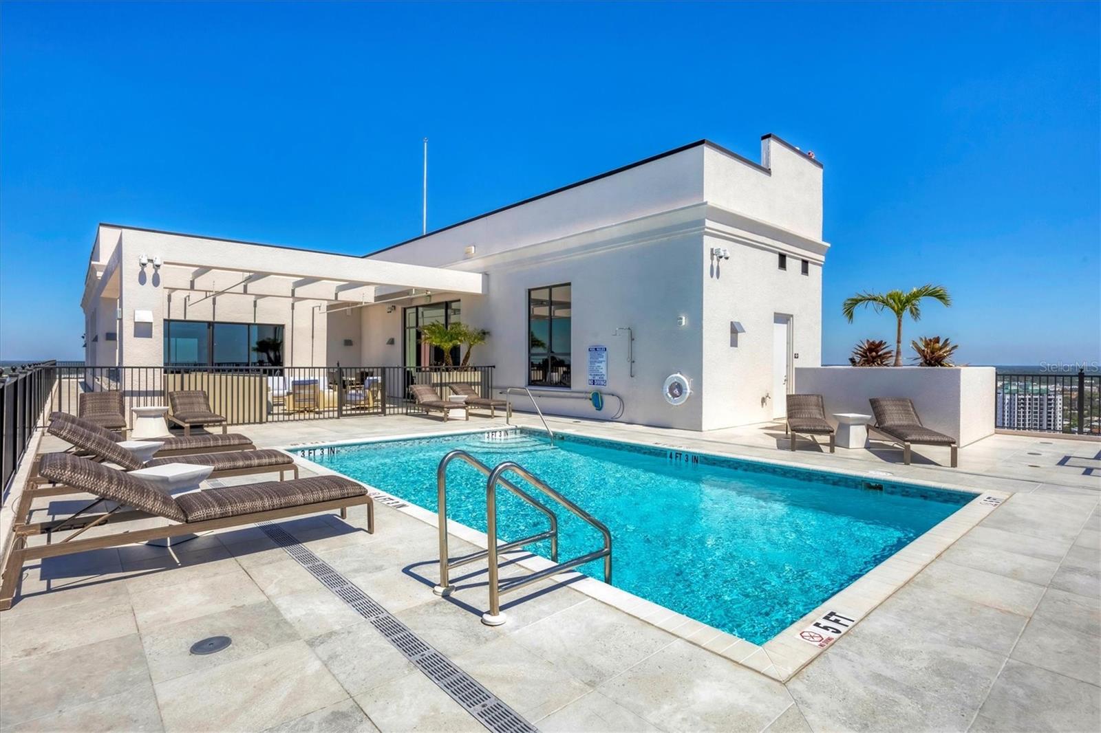 THE DEMARCAY - Residential