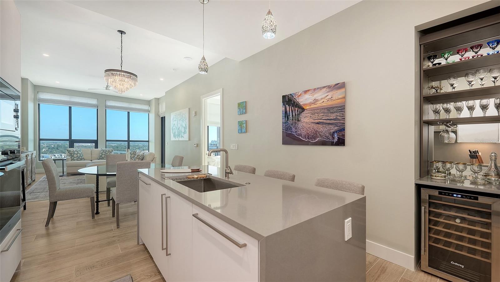 THE DEMARCAY - Residential