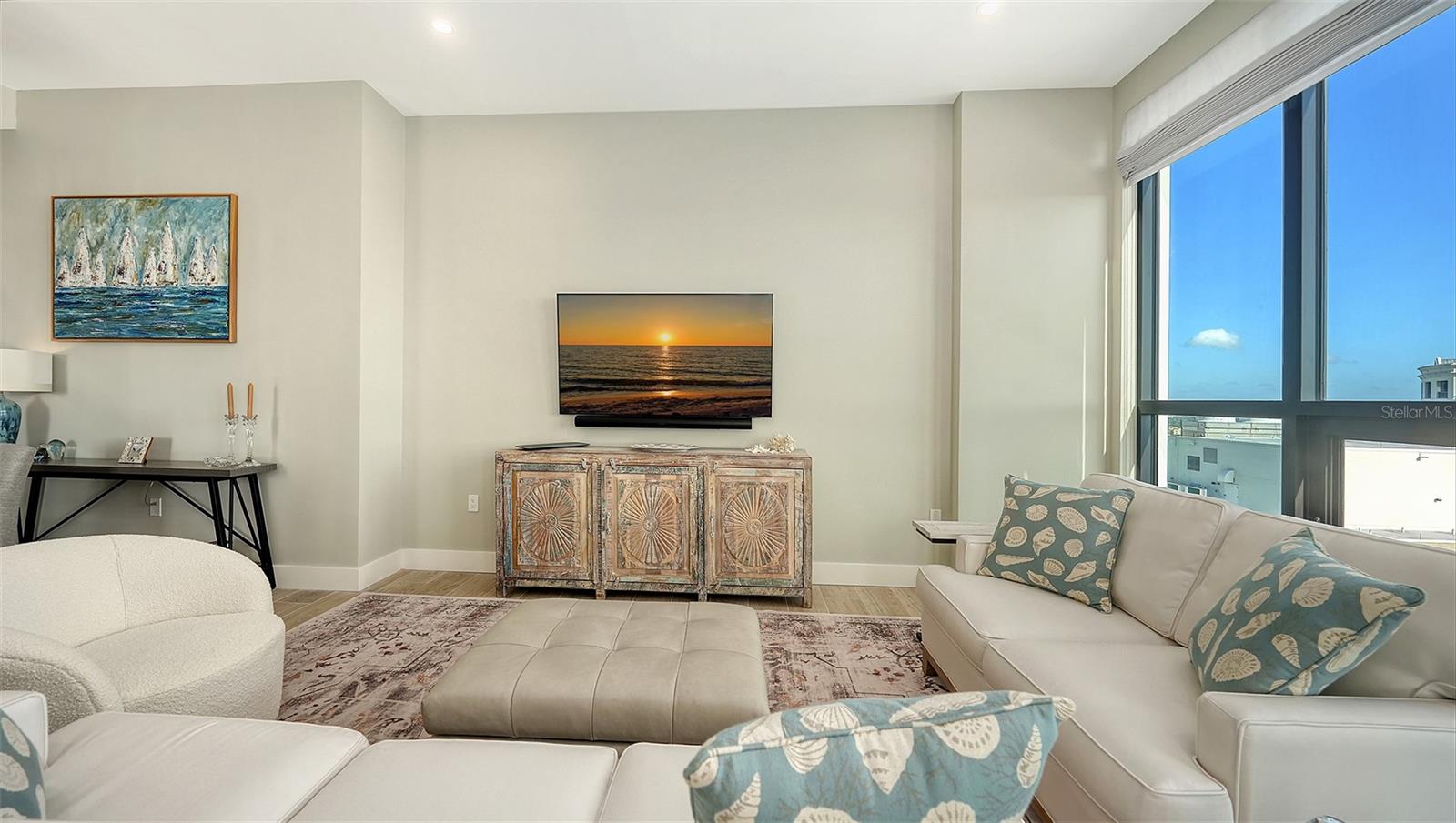 THE DEMARCAY - Residential