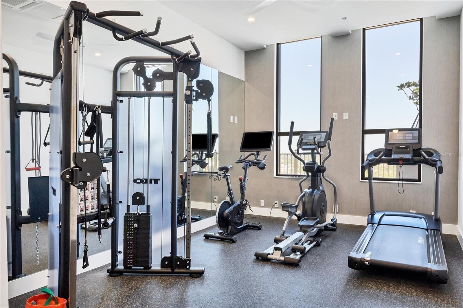 THE DEMARCAY - Residential