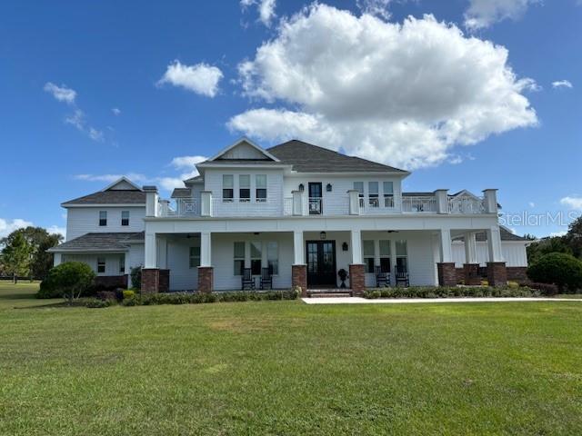 Custom built traditional paradise home with room for horses!