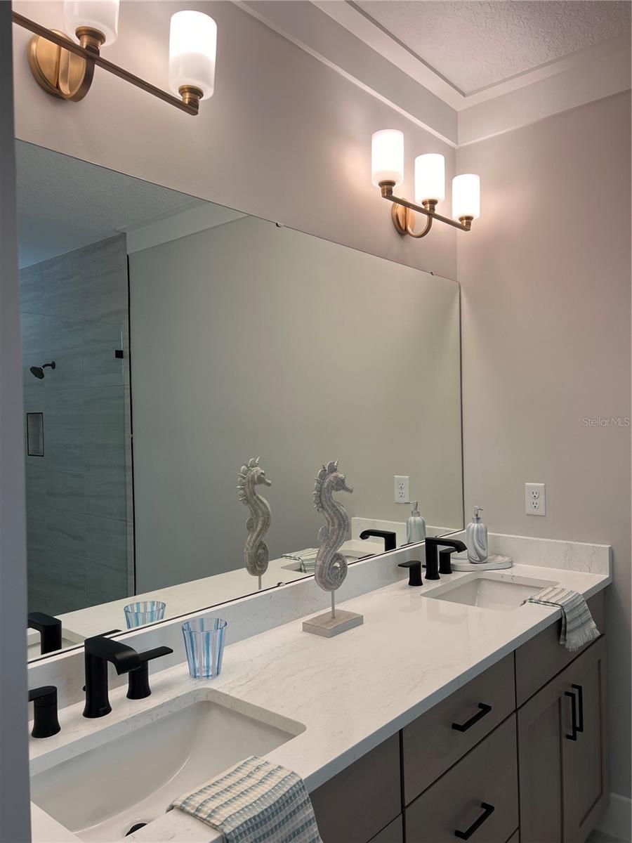 BEACH HAVEN UN 1 - Residential