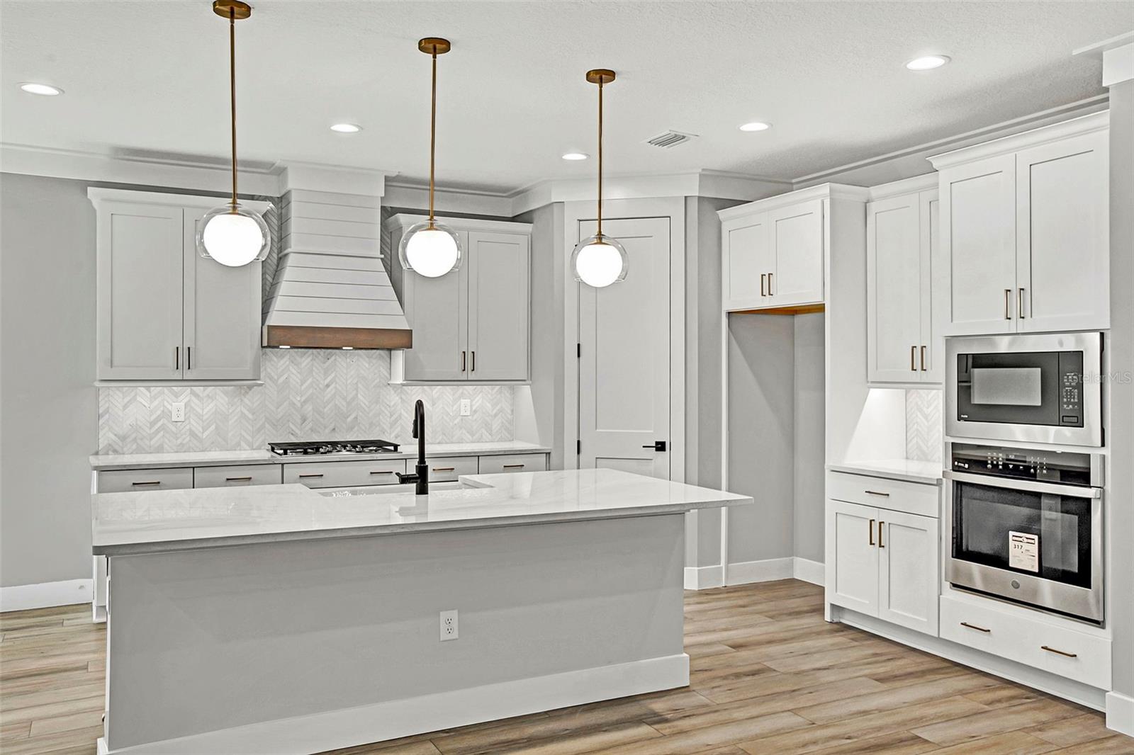 BEACH HAVEN UN 1 - Residential