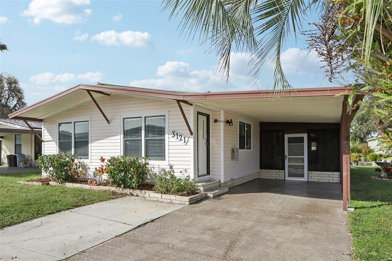 3121 BRIAR STREET