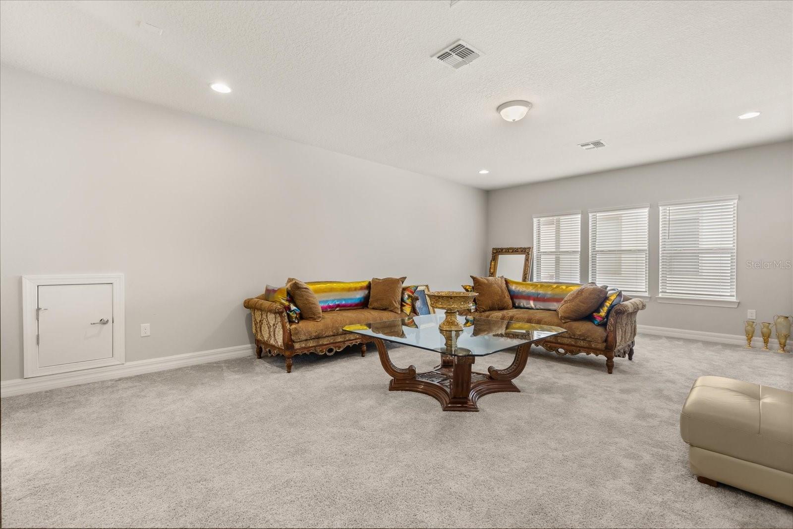 RUBY LK-PH 2 - Residential