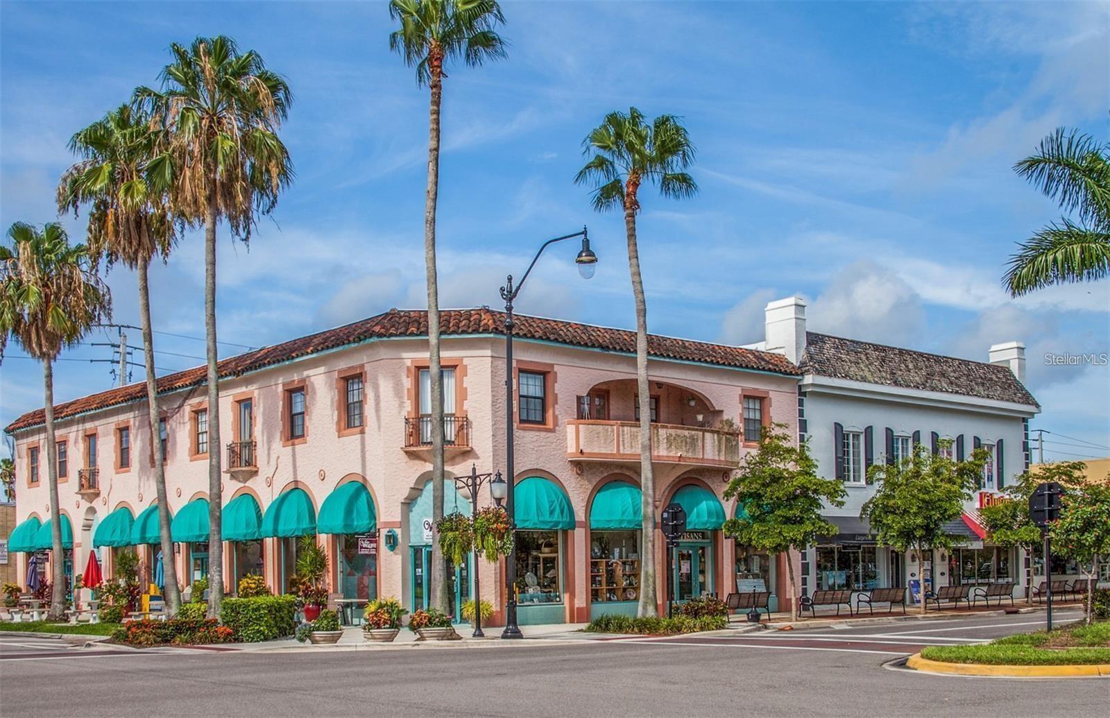 IRONWOOD VILLAS - Residential