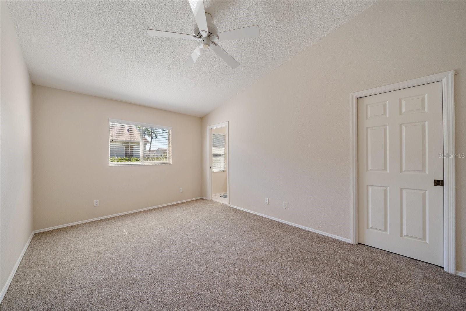 IRONWOOD VILLAS - Residential