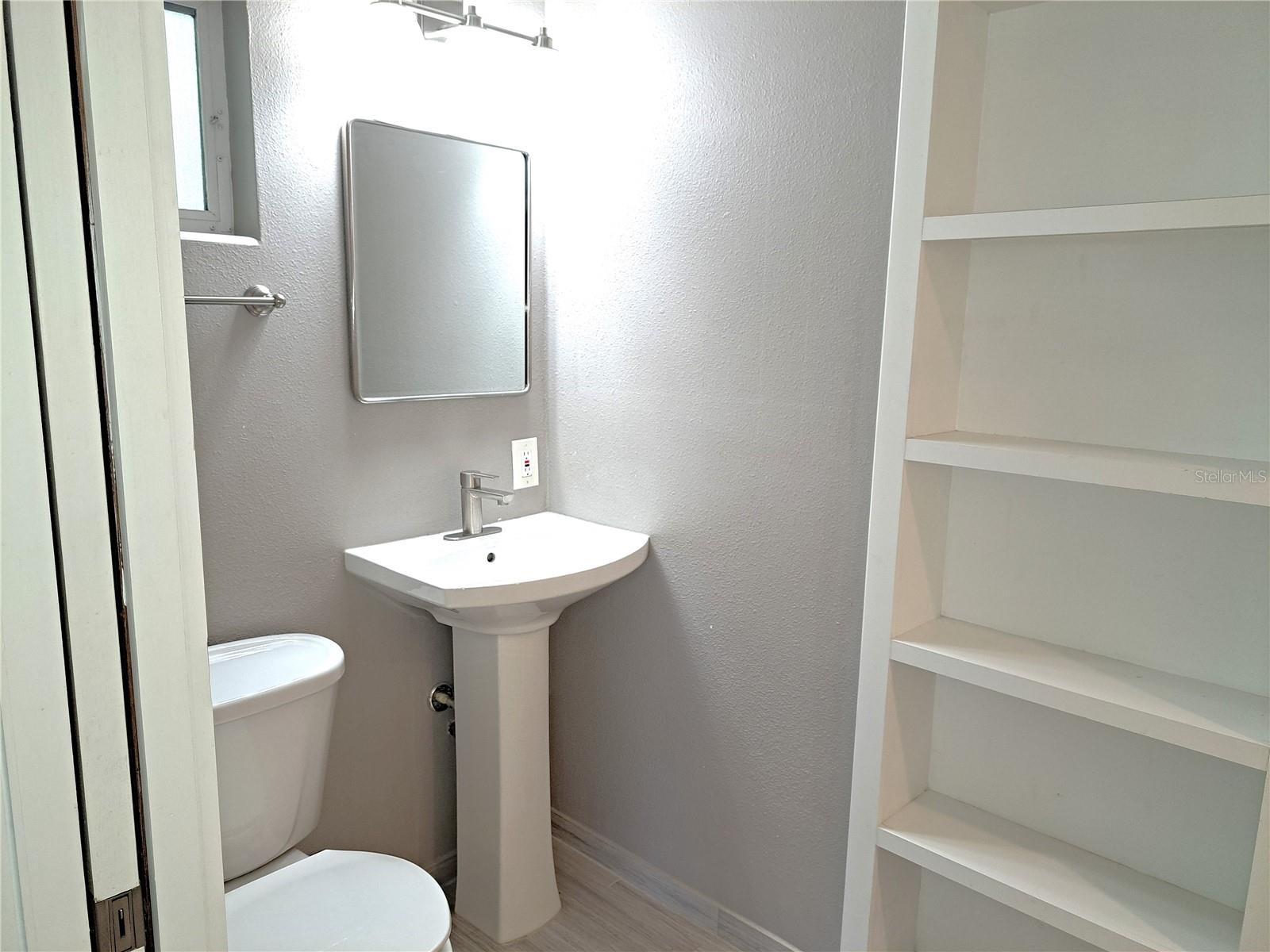 CAMPO BELLO - Residential Lease