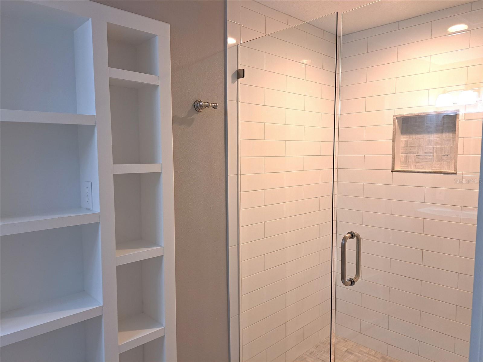 CAMPO BELLO - Residential Lease