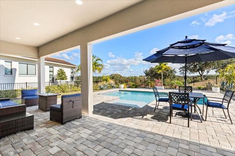 Tiny photo for 16254 Ravenna Court, Montverde, FL 34756 (MLS # G5105468)