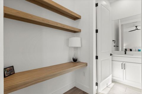 Tiny photo for 16254 Ravenna Court, Montverde, FL 34756 (MLS # G5105468)