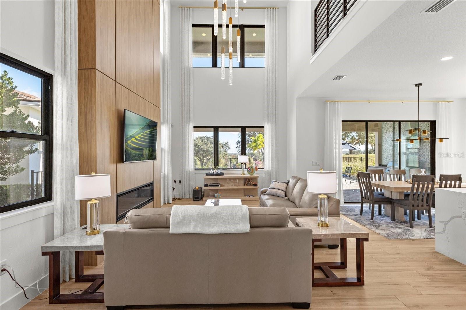 BELLA COLLINA WEST SUB - Residential