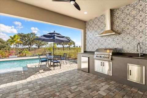 Tiny photo for 16254 Ravenna Court, Montverde, FL 34756 (MLS # G5105468)