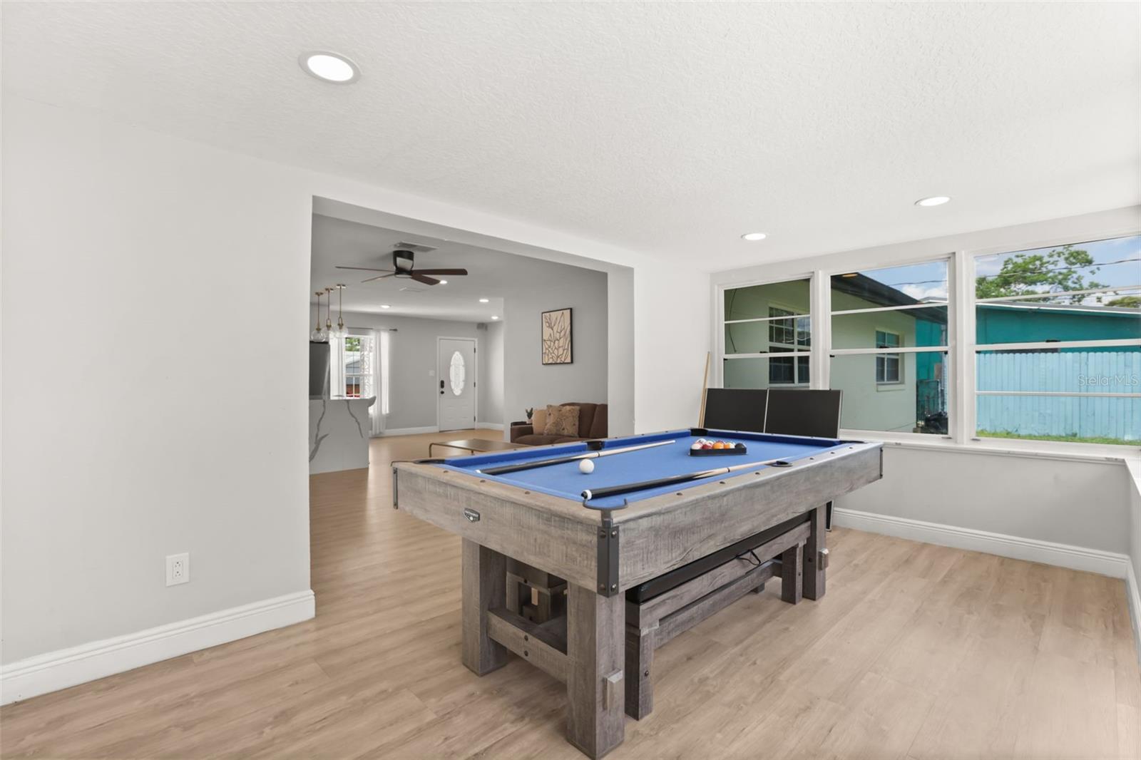 MEDALLION ESTATES - Residential