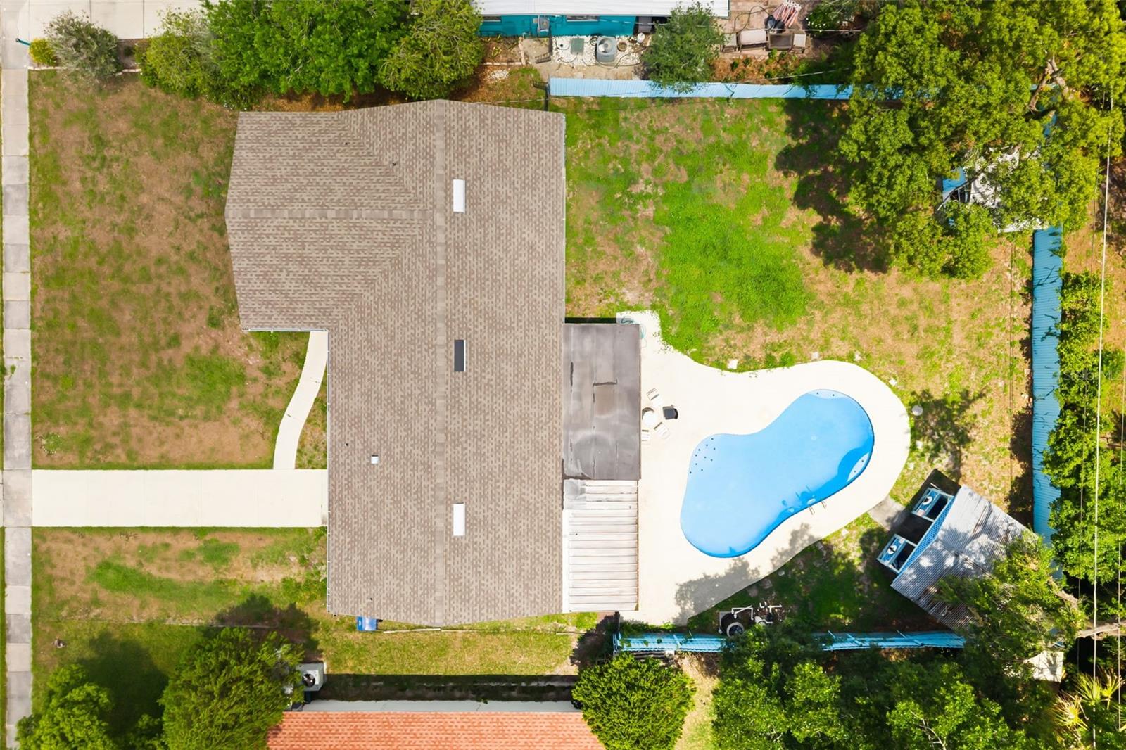 MEDALLION ESTATES - Residential
