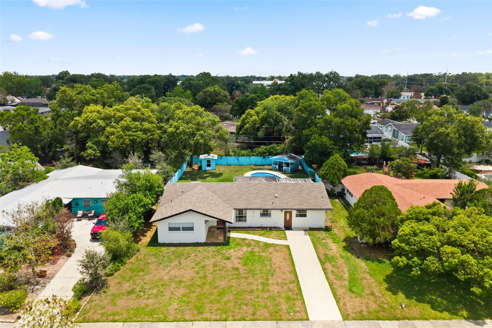 MEDALLION ESTATES - Residential