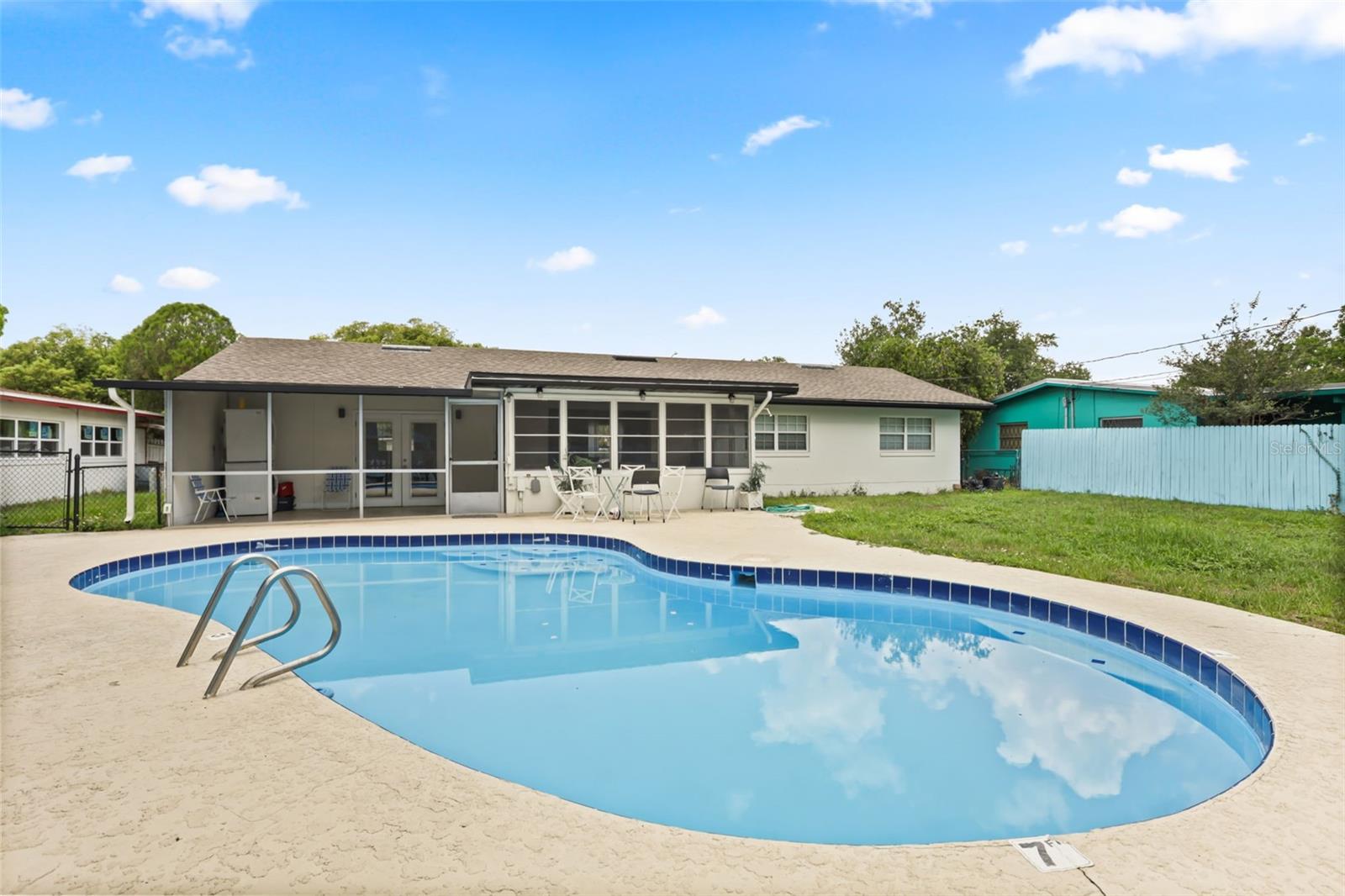 MEDALLION ESTATES - Residential