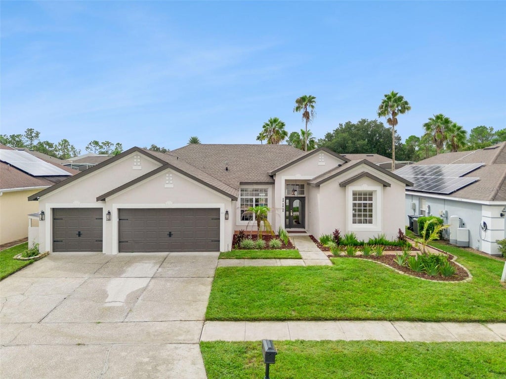 Photo of 111 Nottingham Way, Davenport, FL 33897 (MLS # O6443185)