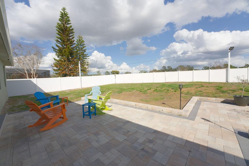 ADDISON PLACE - Residential