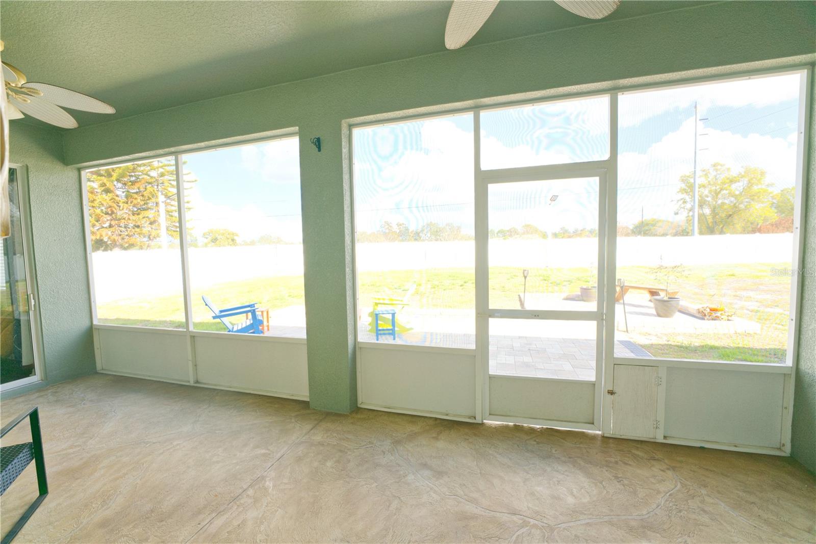 ADDISON PLACE - Residential