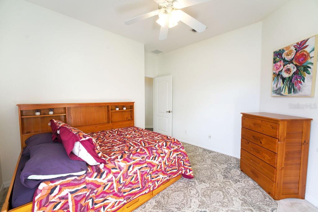 ADDISON PLACE - Residential