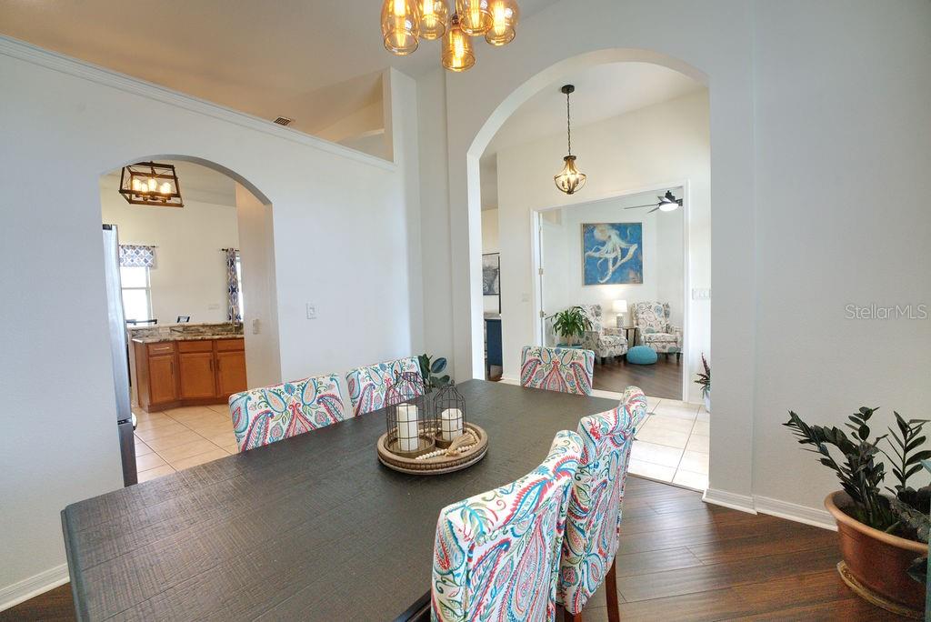 ADDISON PLACE - Residential