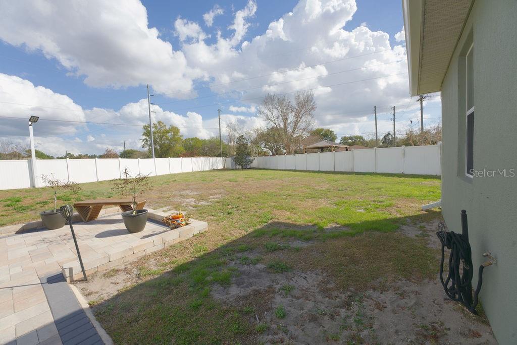 ADDISON PLACE - Residential