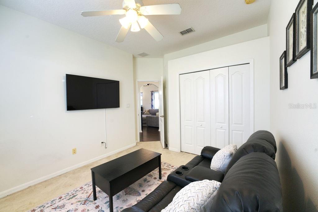 ADDISON PLACE - Residential