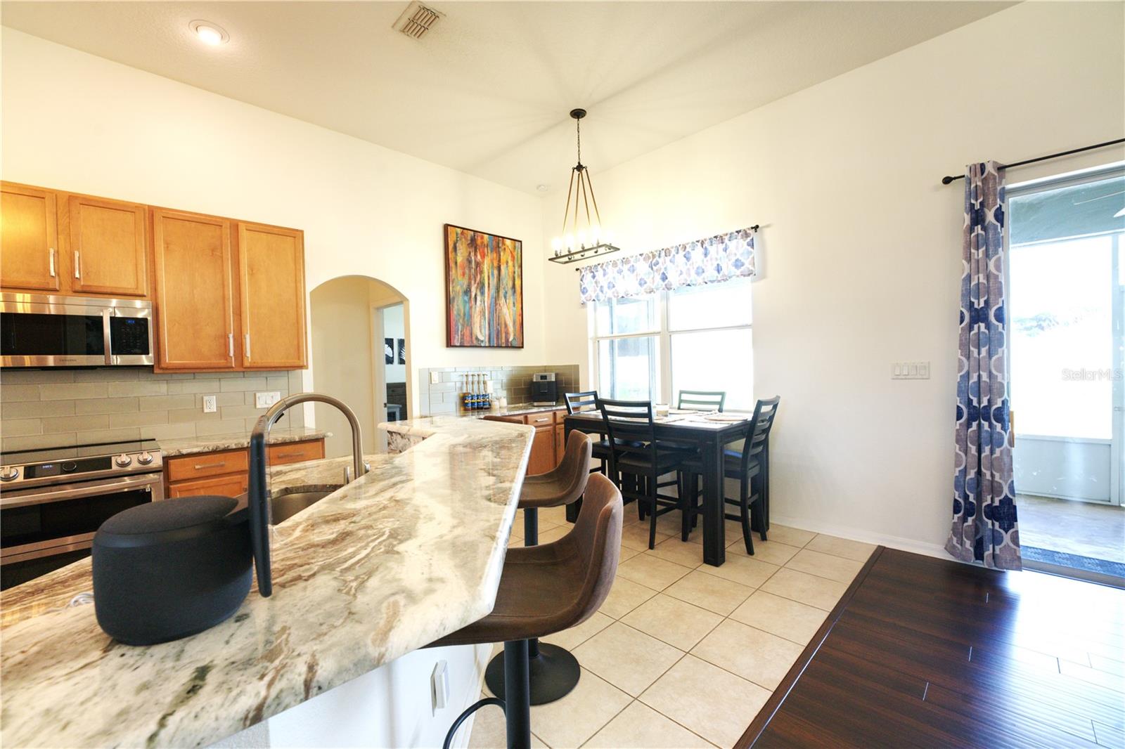 ADDISON PLACE - Residential