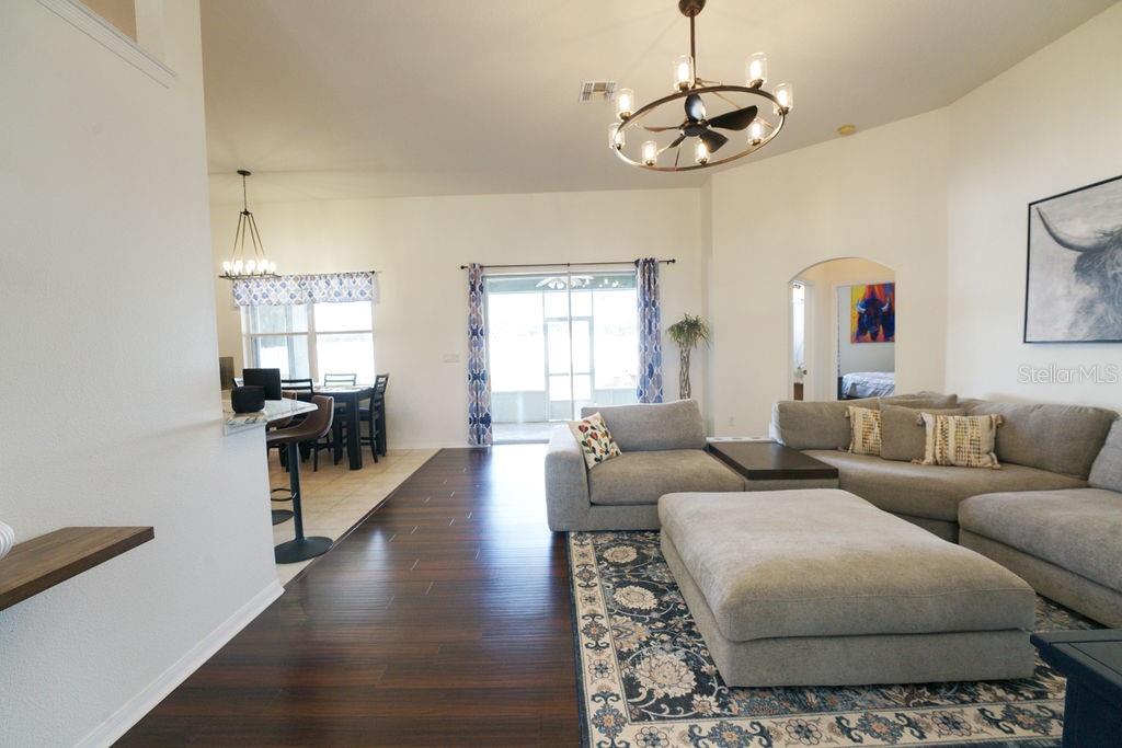 ADDISON PLACE - Residential