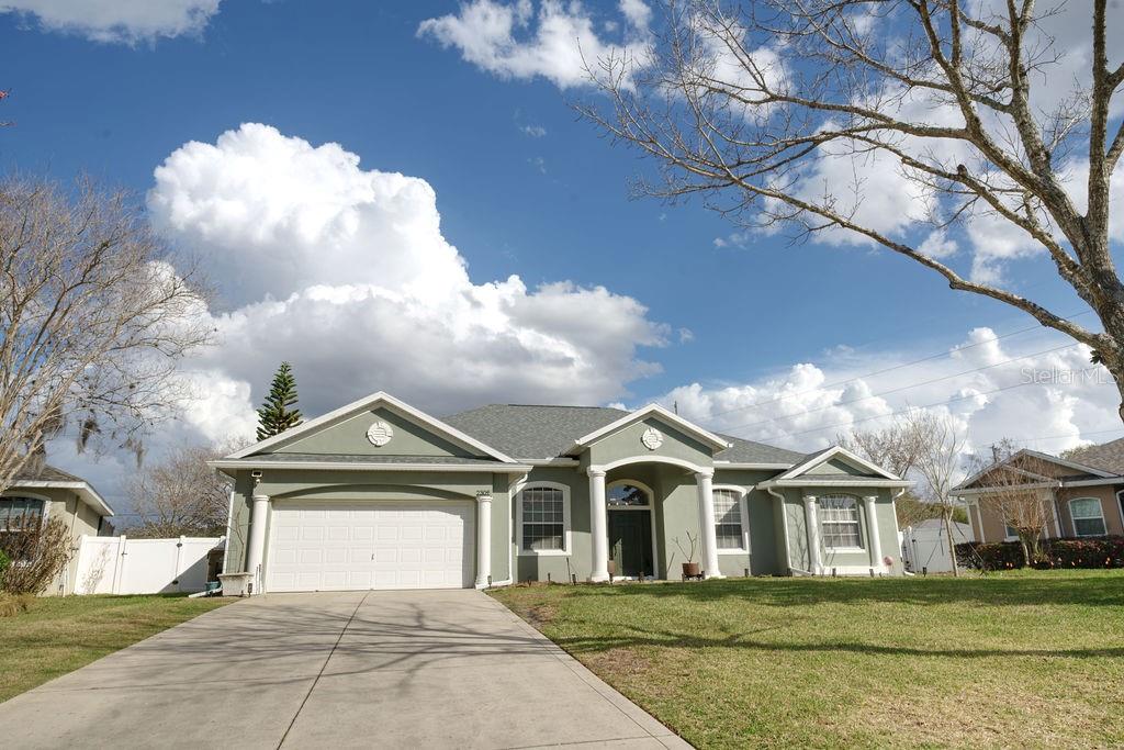 ADDISON PLACE - Residential