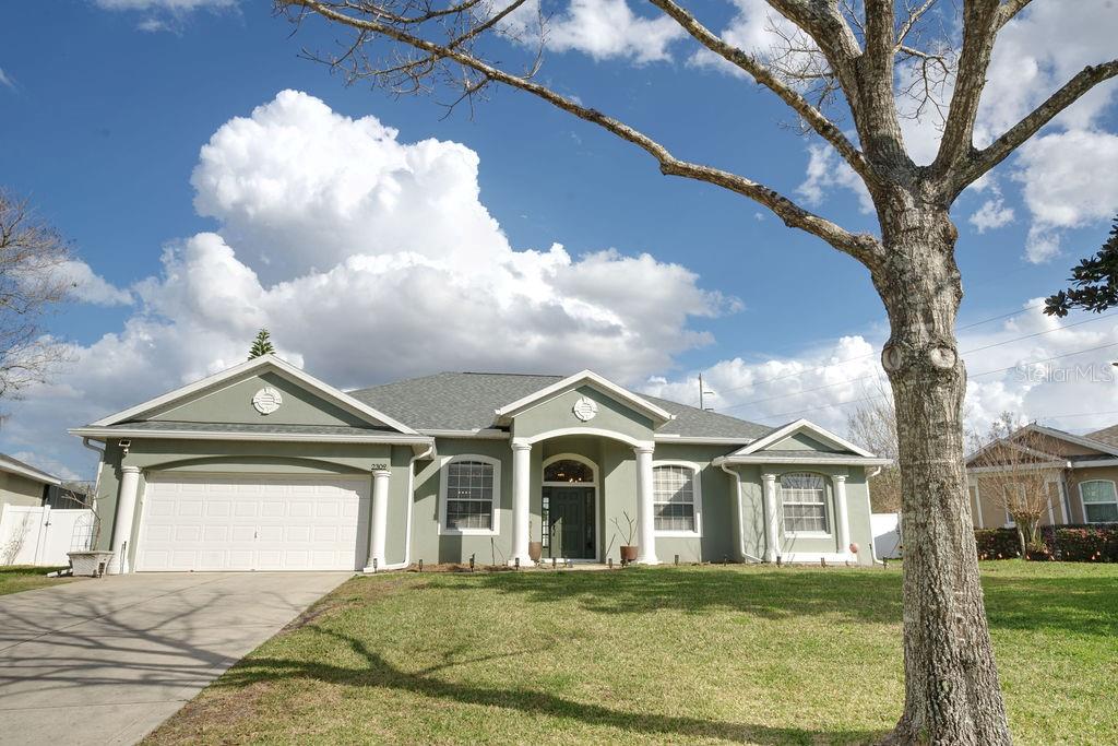 ADDISON PLACE - Residential