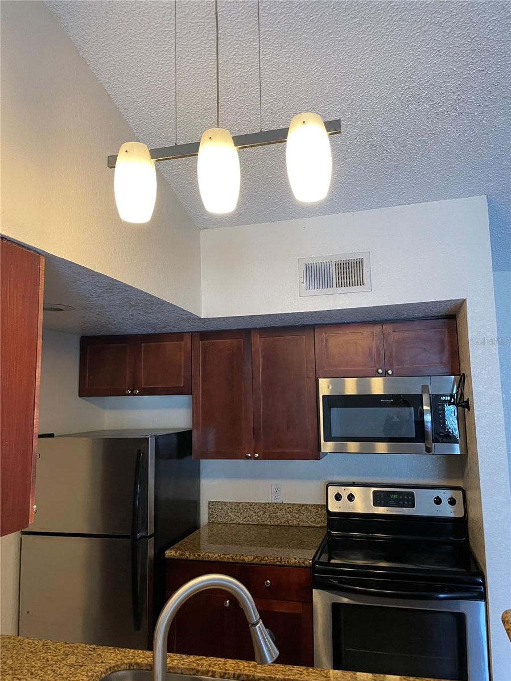 Photo of 5144 Conroy Road #32, Orlando, FL 32811 (MLS # O6370817)