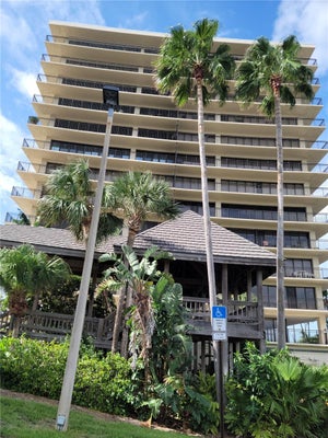 7650 BAYSHORE DR APT 302, TREASURE ISLAND, FL 33706 - Image 1cb7b6d602967b45d3dae69a8d92cf41/1655644607