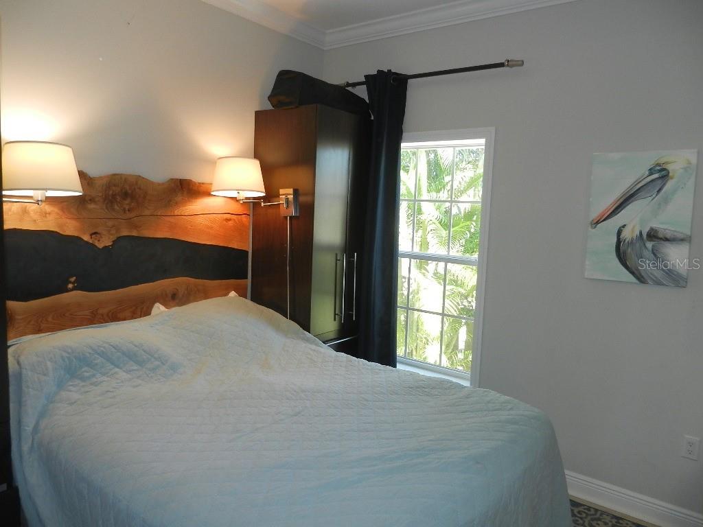 BEACH CLUB AT SIESTA KEY - Residential