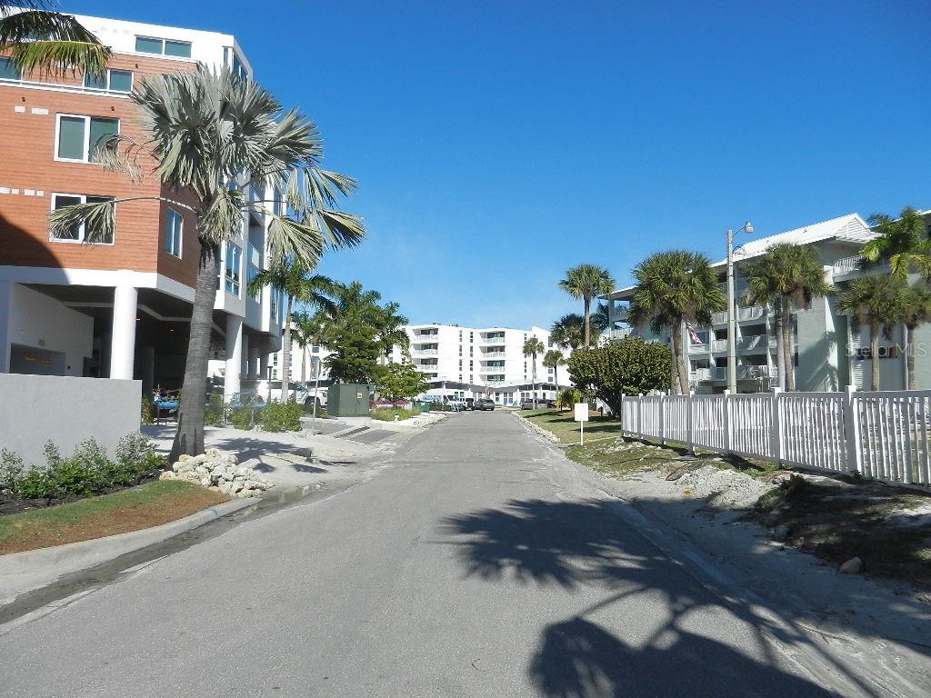 BEACH CLUB AT SIESTA KEY - Residential