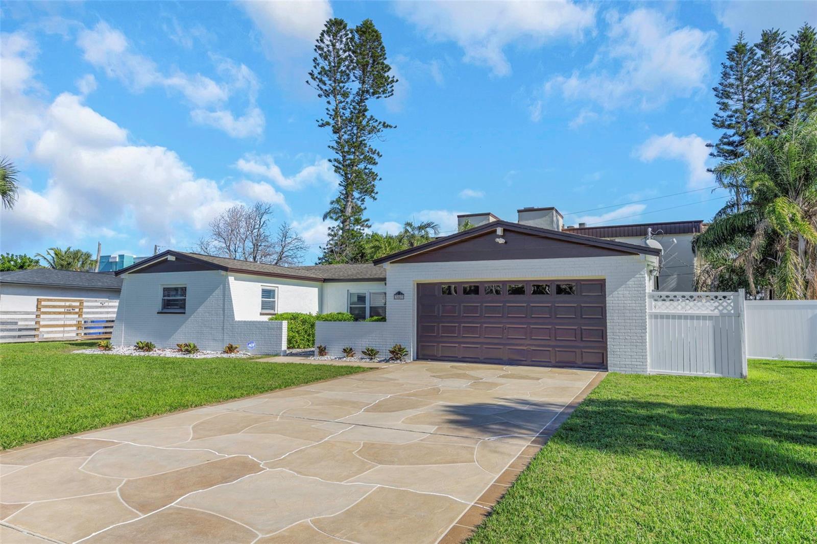 MAXIMO MOORINGS CLUBHOUSE ADD - Residential