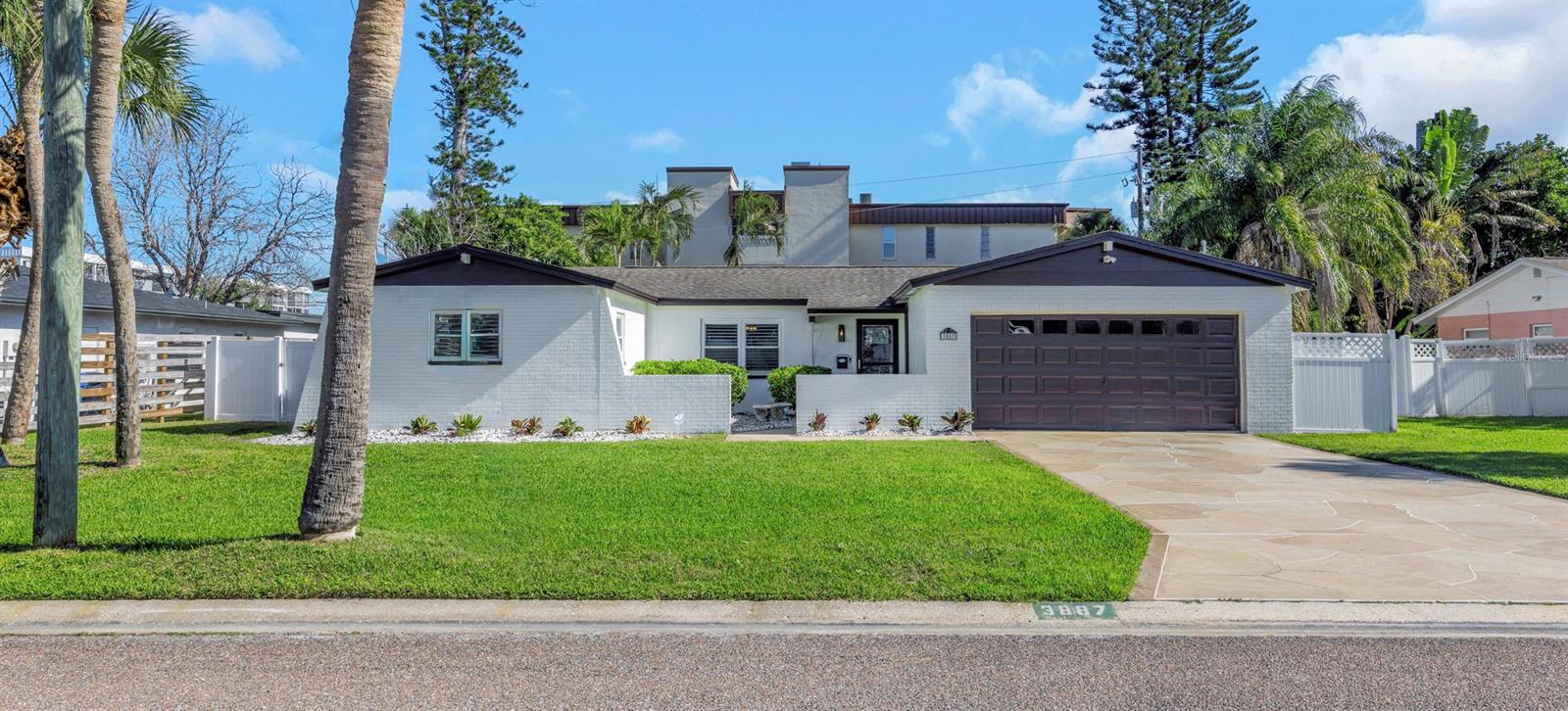 MAXIMO MOORINGS CLUBHOUSE ADD - Residential