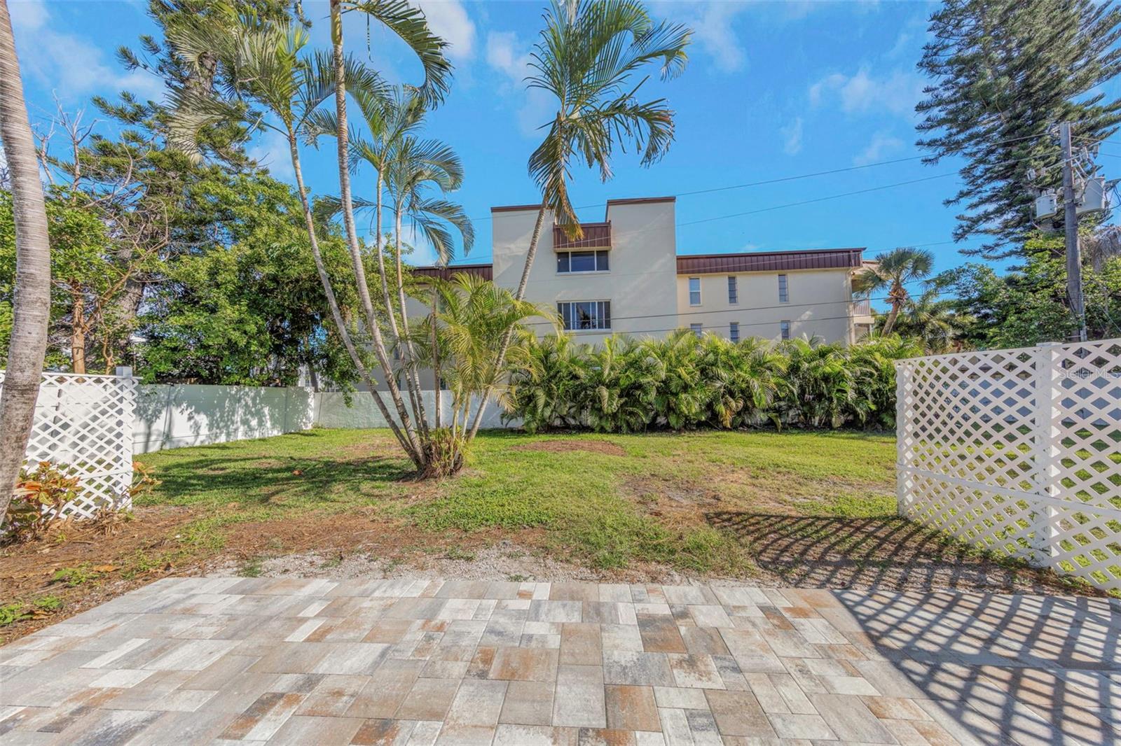 MAXIMO MOORINGS CLUBHOUSE ADD - Residential