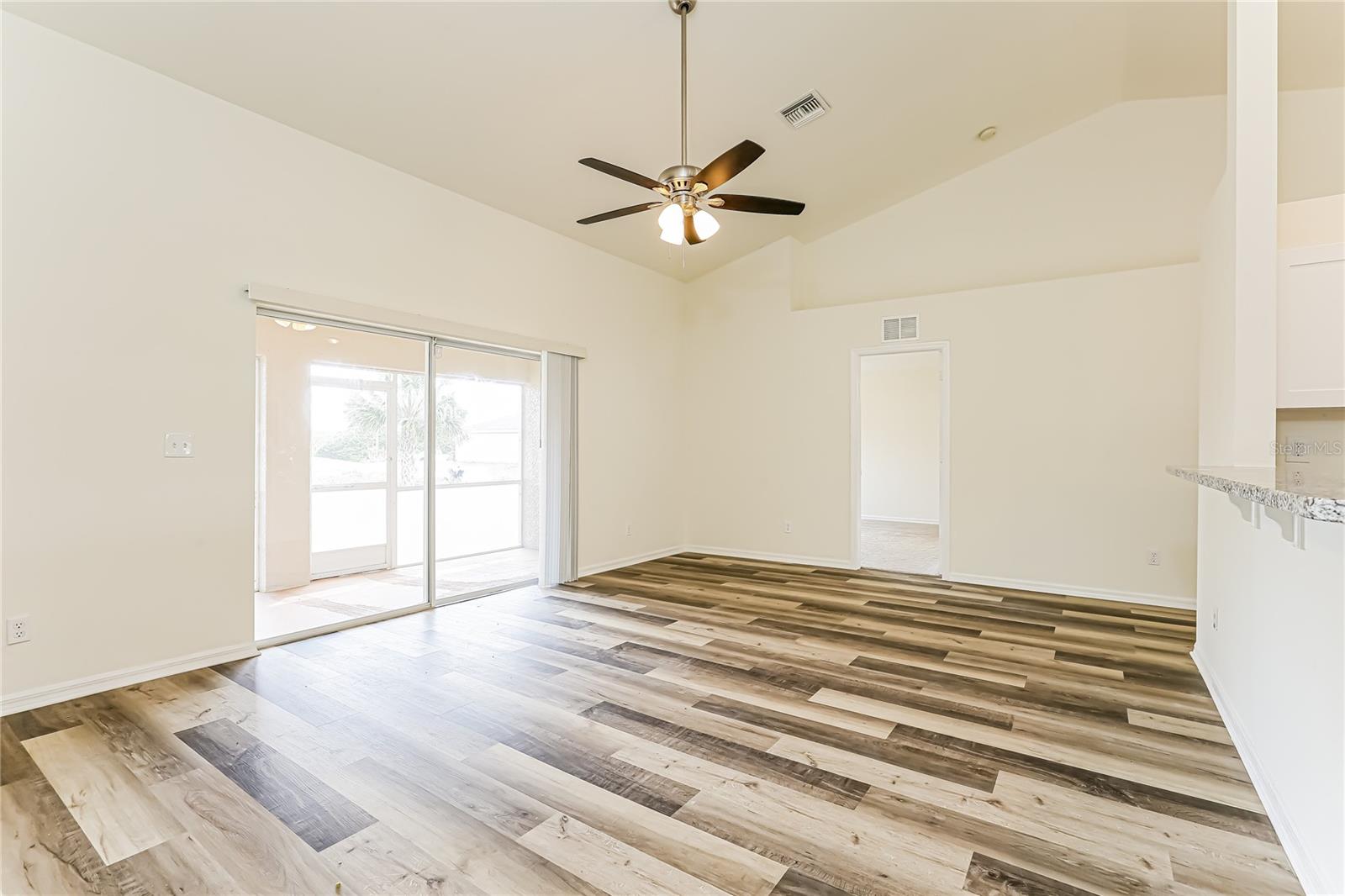6107 HUTTON COURT