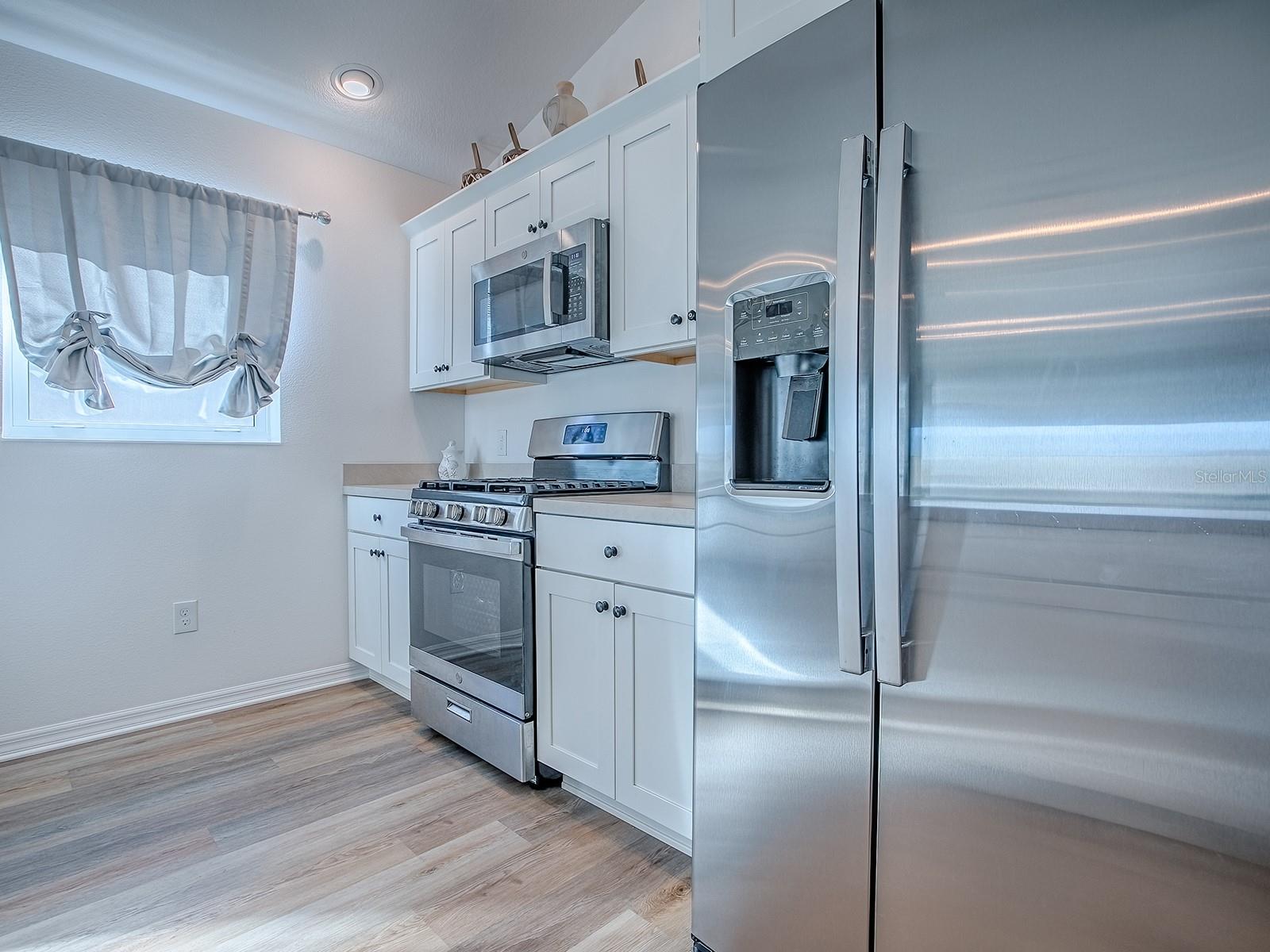 VILLAGES/SOUTHERN OAKS UN 213 - Residential