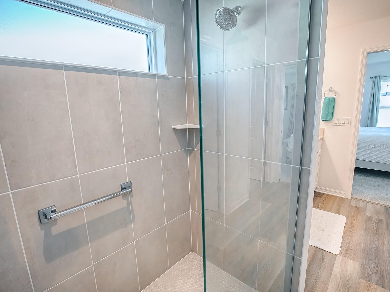 VILLAGES/SOUTHERN OAKS UN 213 - Residential