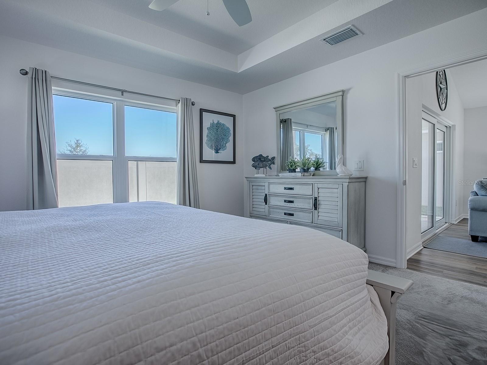 VILLAGES/SOUTHERN OAKS UN 213 - Residential