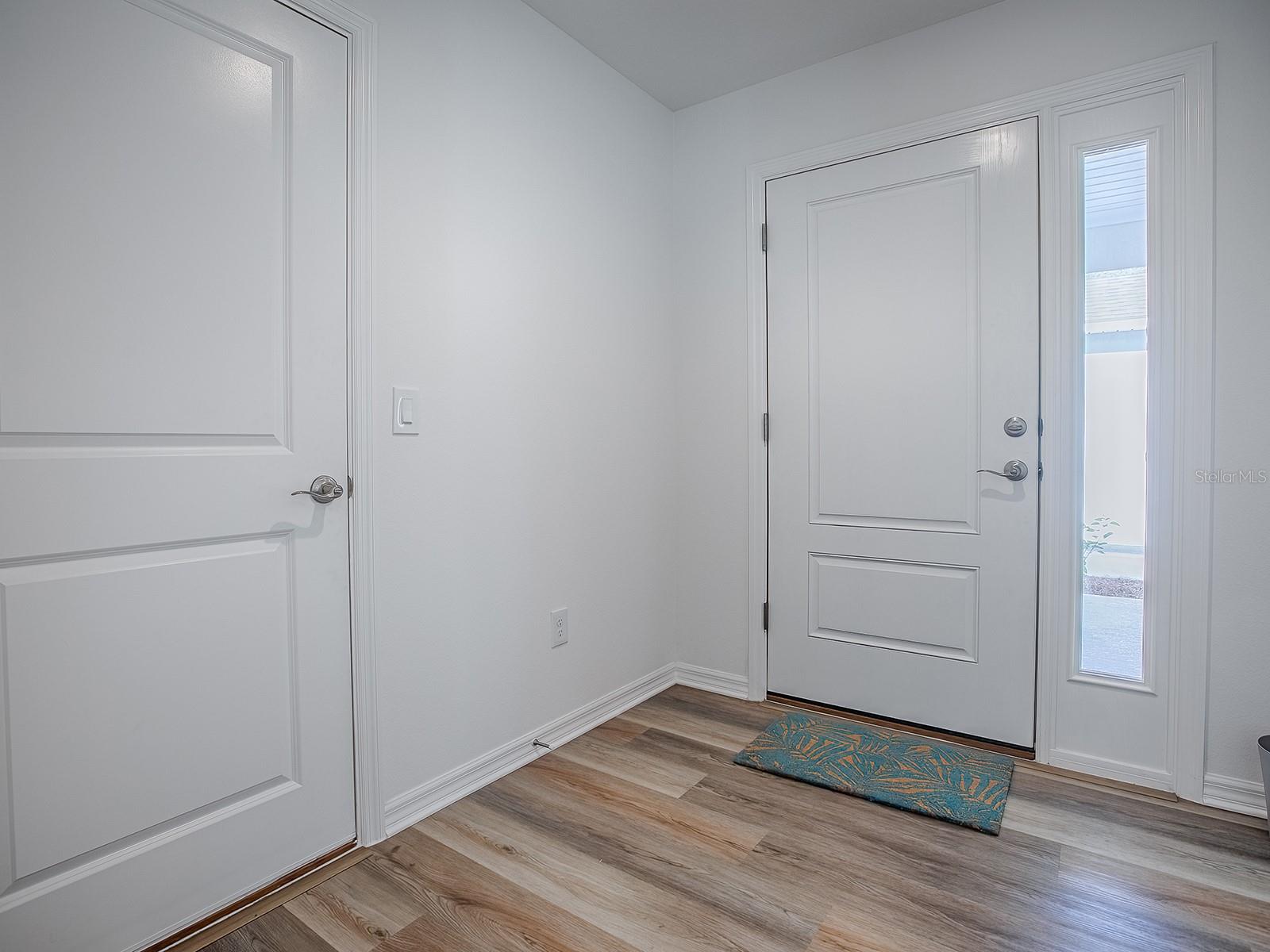 VILLAGES/SOUTHERN OAKS UN 213 - Residential