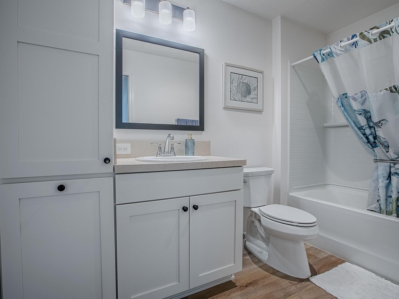 VILLAGES/SOUTHERN OAKS UN 213 - Residential