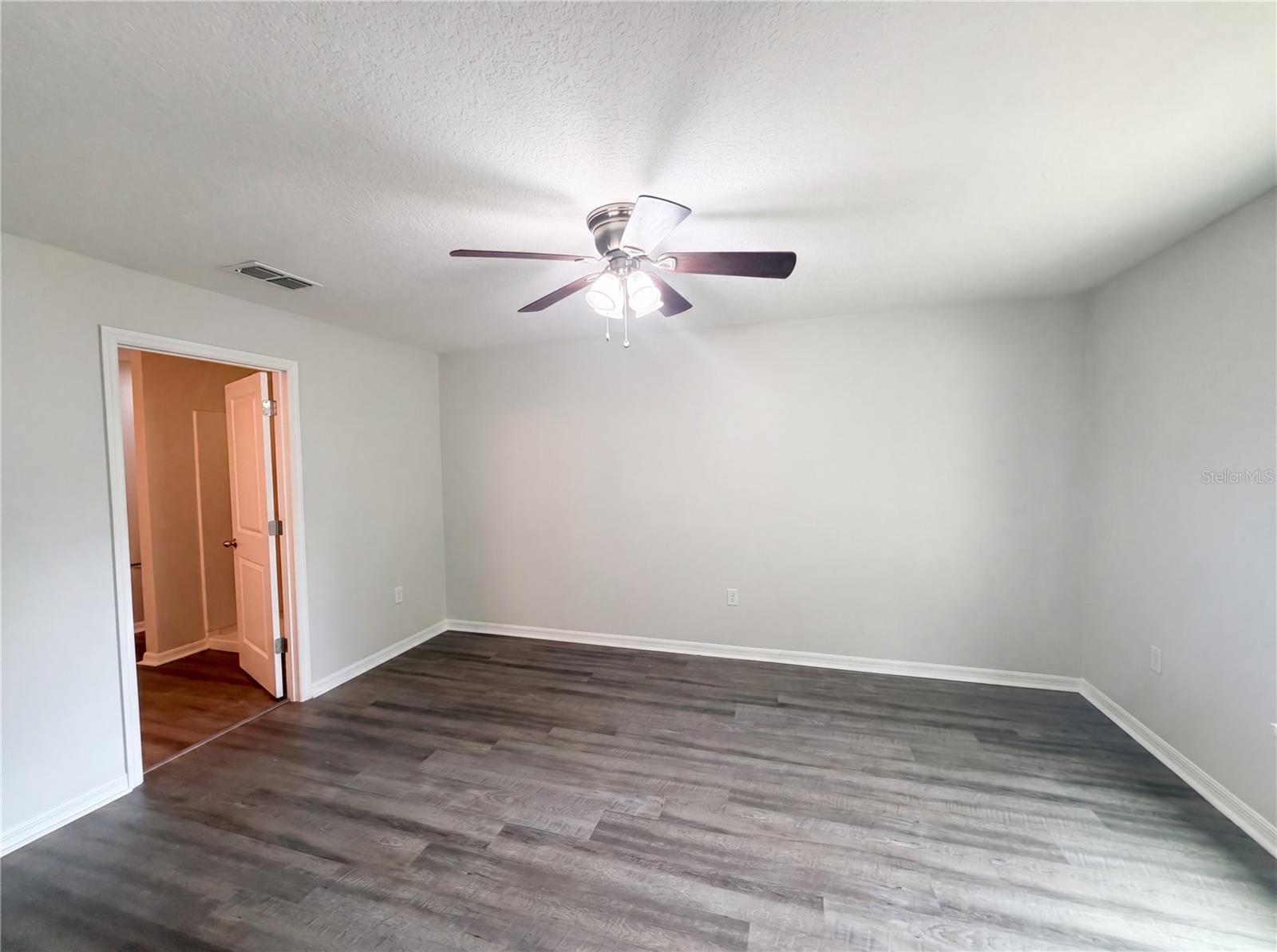 TAVARES CHELSEA OAKS SOUTH - Residential