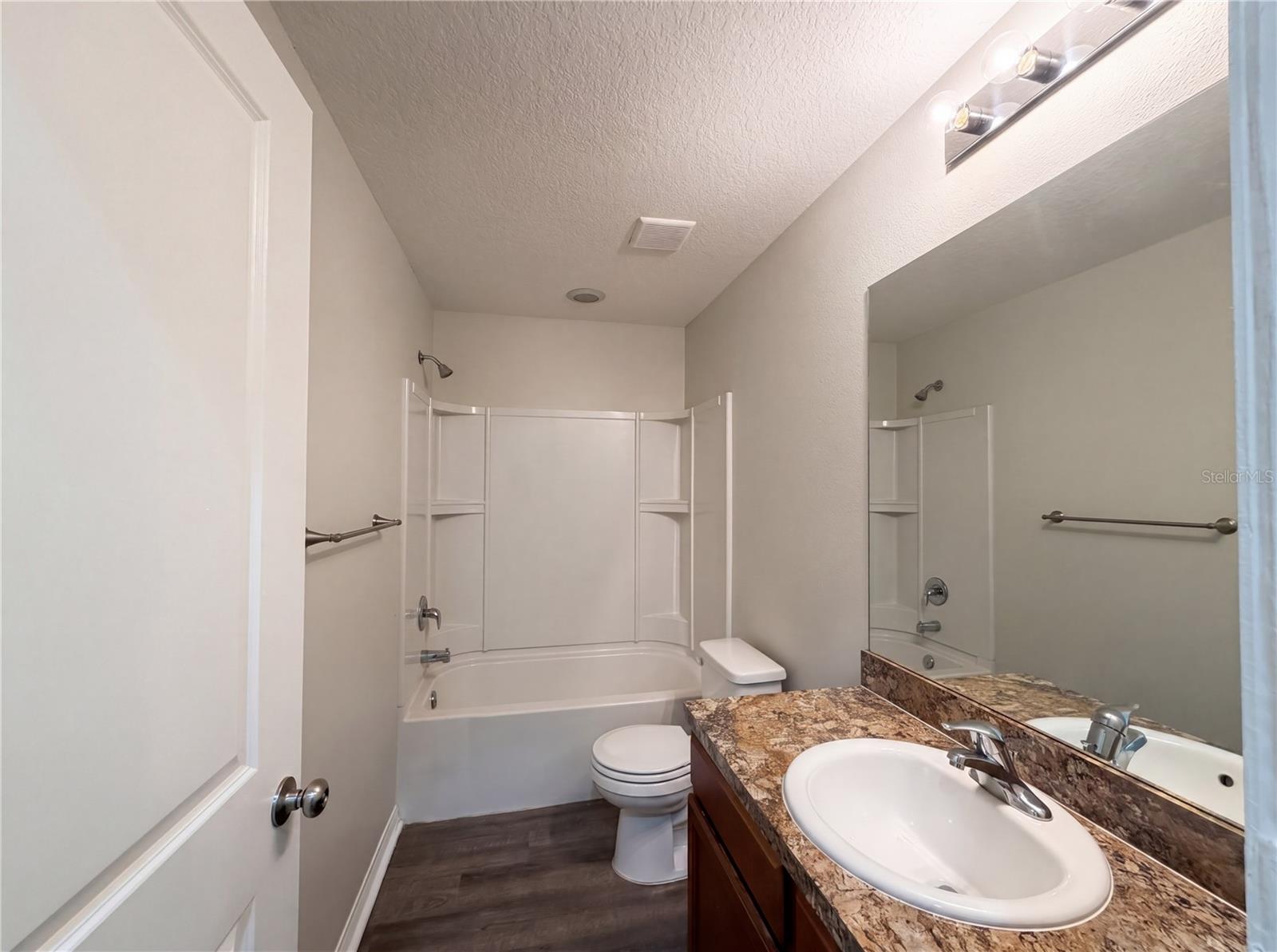 TAVARES CHELSEA OAKS SOUTH - Residential