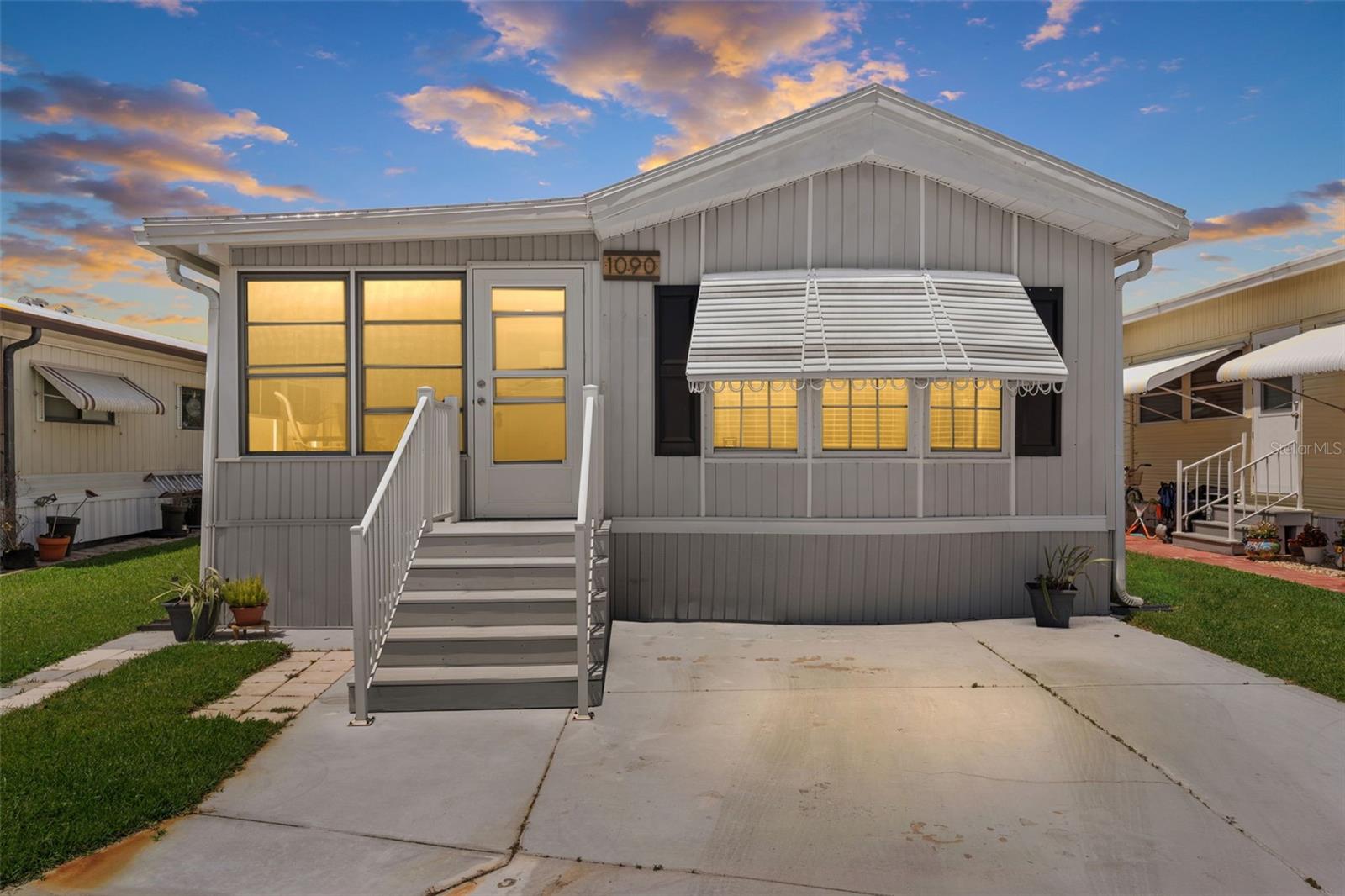 3333 26TH AVENUE E 1090