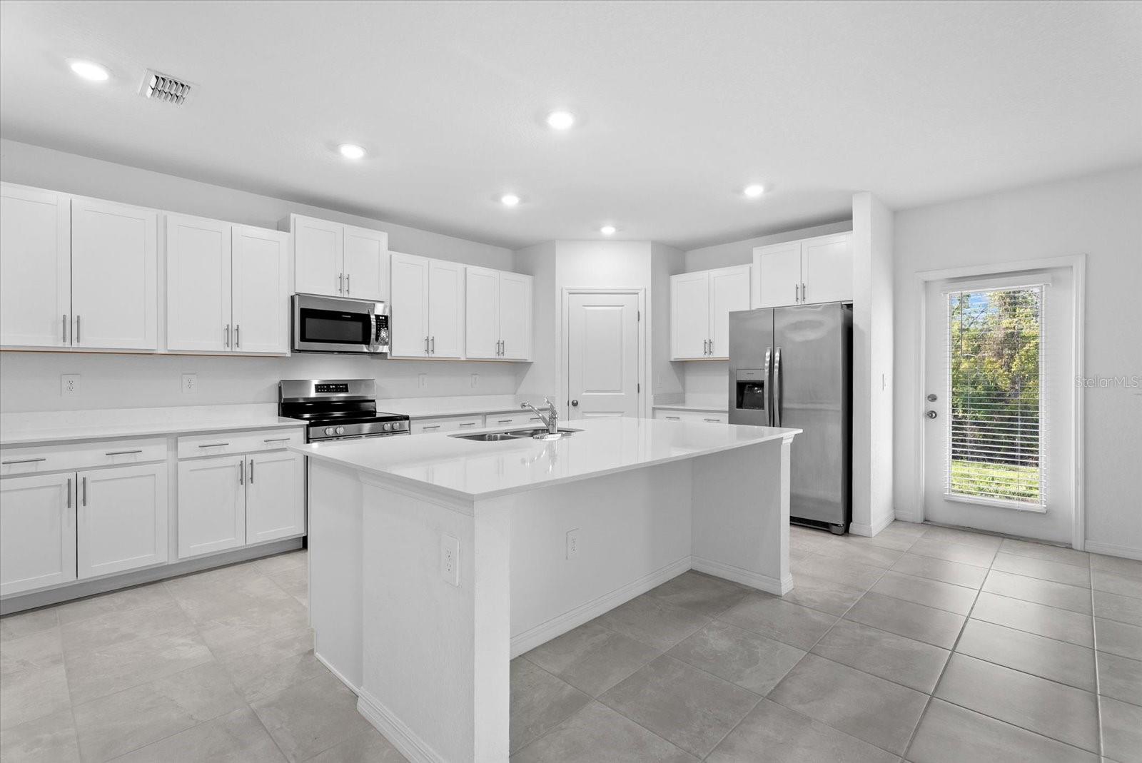 AURORA SUB - Residential